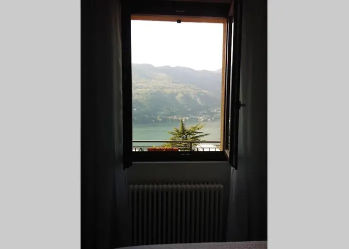 In Blevio; Stunning View Of The Apartamento Blevio