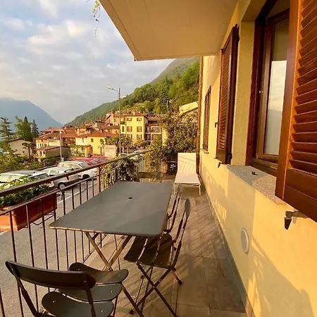 In Blevio; Stunning View Of The Appartamento